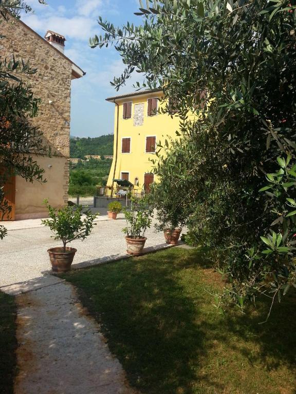 Aparthotel Corte Del Bosco Garda (Verona)