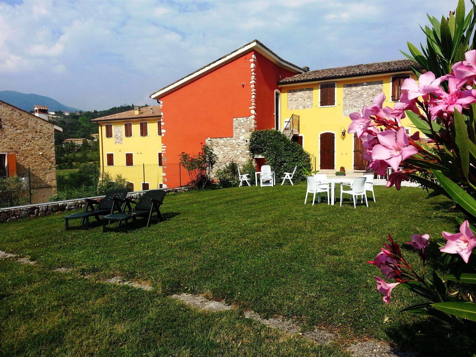 Corte Del Bosco Aparthotel